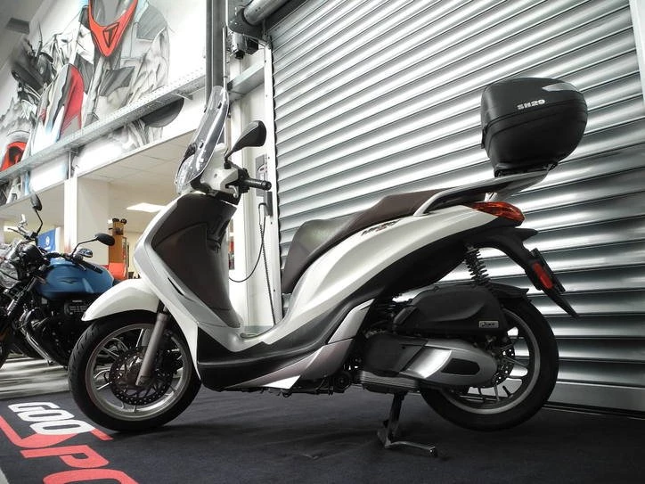 Offer Piaggio Medley 125 ie IGET Bild 2: Offer Piaggio Medley 125 ie IGET