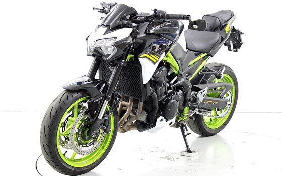 Motorrad Occasion Kawasaki Z900 - Bild 3