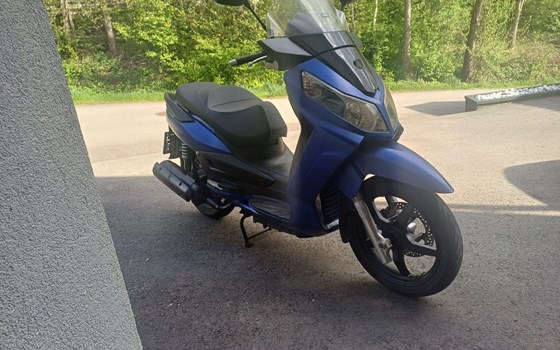 Gebrauchtmotorrad Sym Citycom 300 i - Bild 3 Gebrauchtmotorrad Sym Citycom 300 i - Bild 3