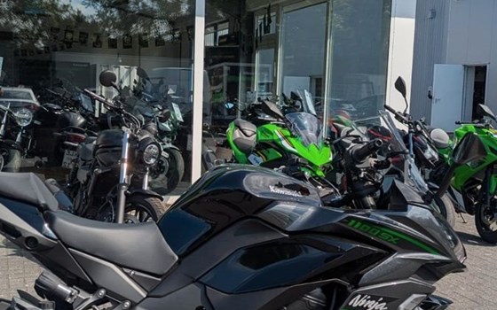 Gebrauchtmotorrad Kawasaki Ninja 1100SX - Bild 3