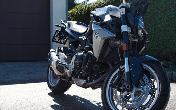 Gebrauchtmotorrad BMW F 900 R - Bild 2