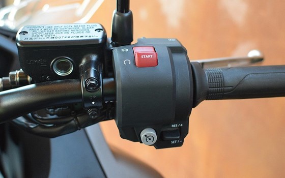 Gebrauchtmotorrad Honda NT1100 - Bild 7