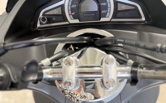 Gebrauchtmotorrad Honda PCX125 - Bild 6