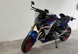 Neumotorrad BMW F 900 R