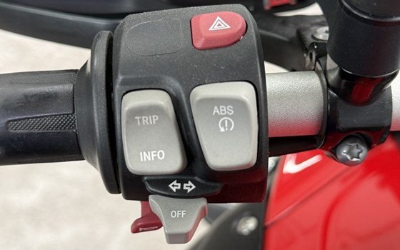 Gebrauchtmotorrad BMW S 1000 XR - Bild 7