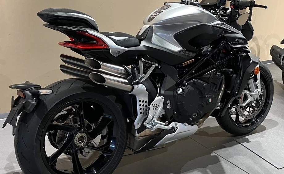 Angebot MV Agusta Brutale 1000 RS Bild 3: Angebot MV Agusta Brutale 1000 RS