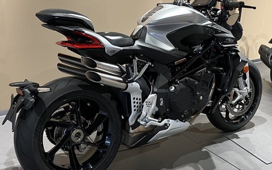 Gebrauchtmotorrad MV Agusta Brutale 1000 RS - Bild 3