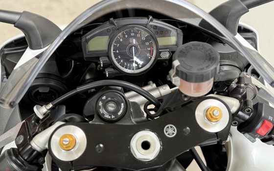 Gebrauchtmotorrad Yamaha R1 - Bild 6