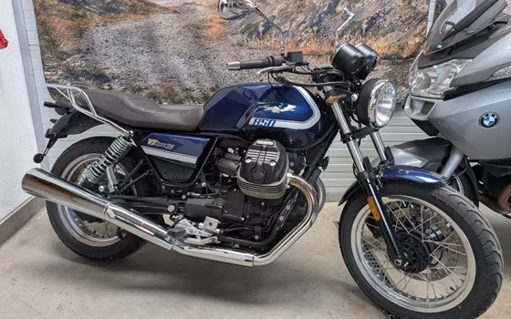 Gebrauchtmotorrad Moto Guzzi V7 - Bild 1