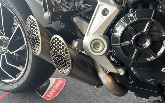 Gebrauchtmotorrad Ducati XDiavel S - Bild 1