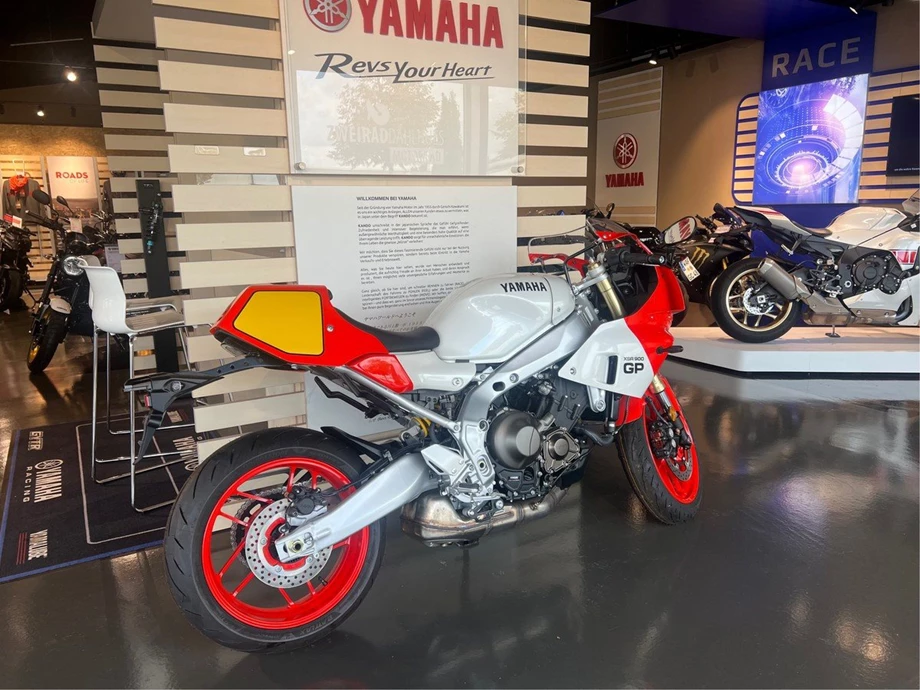Angebot Yamaha XSR900 GP Bild 3: Angebot Yamaha XSR900 GP