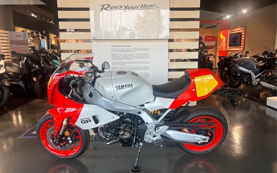 Gebrauchtmotorrad Yamaha XSR900 GP - Bild 6