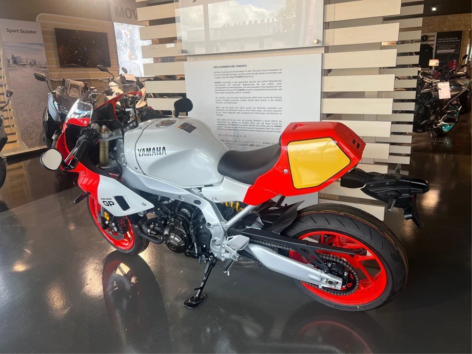 Angebot Yamaha XSR900 GP Bild 9: Angebot Yamaha XSR900 GP