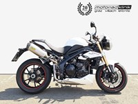 Gebrauchtmotorrad Triumph Speed Triple 1050 Teilzahlung €69 mit Garantie