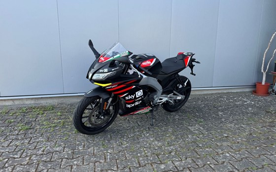 Gebrauchtmotorrad Aprilia RS 125 GP Replica - Bild 5