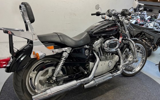 Gebrauchtmotorrad Harley-Davidson Sportster XL 883 C Custom - Bild 10