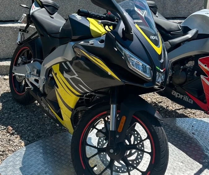Angebot Aprilia RS 125 Bild 4: Angebot Aprilia RS 125