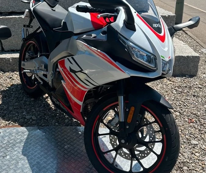 Angebot Aprilia RS 125 Bild 6: Angebot Aprilia RS 125