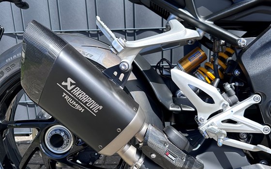 Neufahrzeug Triumph Speed Triple 1200 RX - Bild 2
