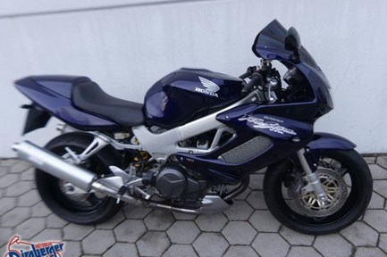Honda VTR 1000 F Fire Storm