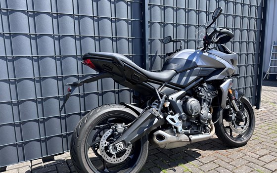 Gebrauchtmotorrad Triumph Tiger Sport 660 - Bild 3