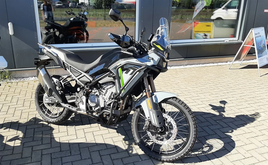 Angebot CFMOTO 450MT Bild 3: Angebot CFMOTO 450MT