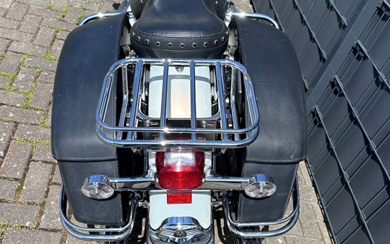 Gebrauchtmotorrad Harley-Davidson Touring Road King FLHR - Bild 4