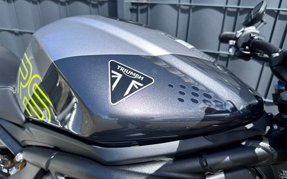 Neufahrzeug Triumph Speed Triple 1200 RS - Bild 4