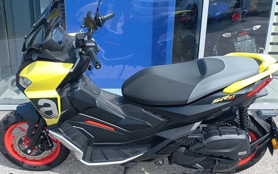 Gebrauchtmotorrad Aprilia SR GT Sport 125 - Bild 5 Gebrauchtmotorrad Aprilia SR GT Sport 125 - Bild 5