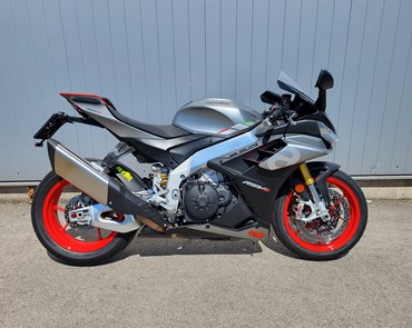 Aprilia RSV4 1100