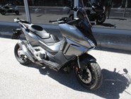 Honda Forza 750