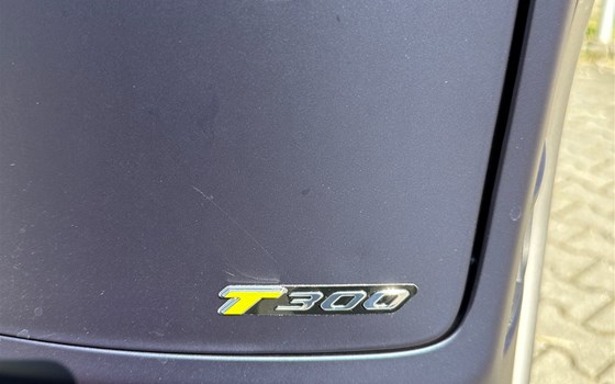 Gebrauchtmotorrad Vespa GTS 300 Super Tech - Bild 6 Gebrauchtmotorrad Vespa GTS 300 Super Tech - Bild 6