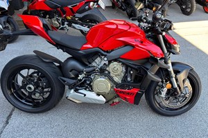 Offer Ducati Streetfighter V4