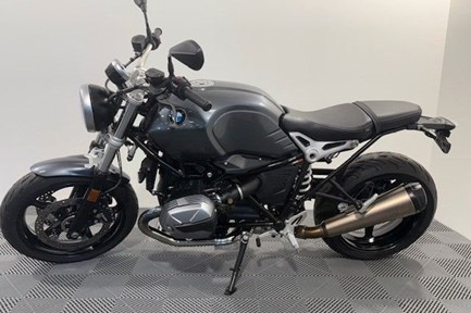BMW R nineT Pure
