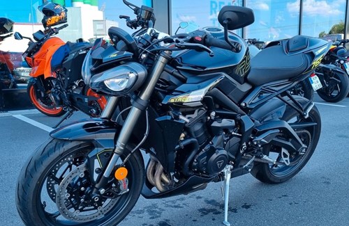 Gebrauchtmotorrad Triumph Street Triple RS