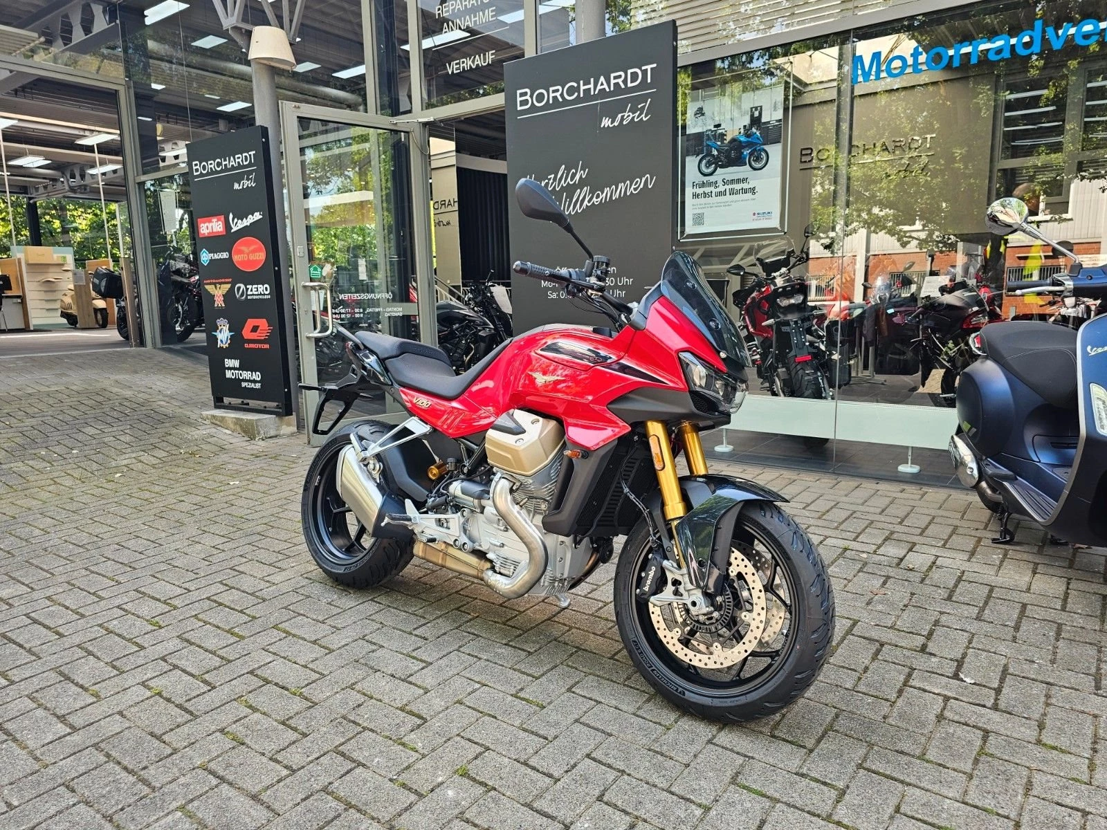 Moto Guzzi V100 Mandello S