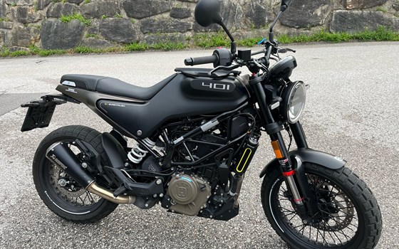 Gebrauchtmotorrad Husqvarna Svartpilen 401 - Bild 6 Gebrauchtmotorrad Husqvarna Svartpilen 401 - Bild 6