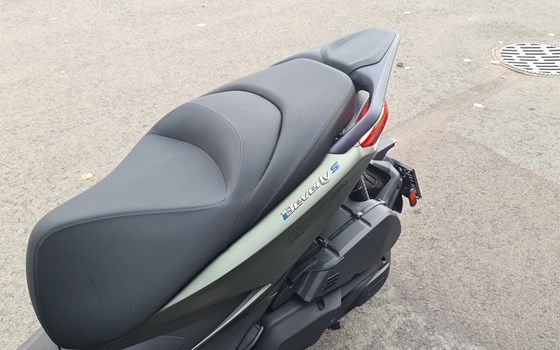 Neufahrzeug Piaggio Beverly 400 S - Bild 13 Neufahrzeug Piaggio Beverly 400 S - Bild 13