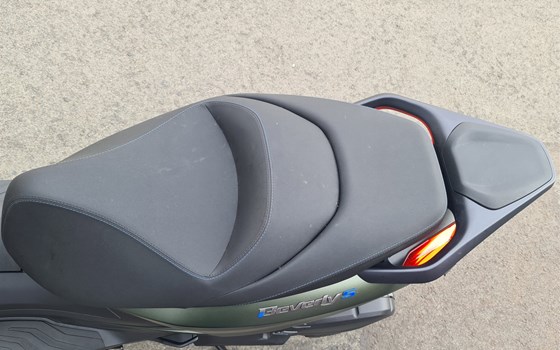 Neufahrzeug Piaggio Beverly 400 S - Bild 12 Neufahrzeug Piaggio Beverly 400 S - Bild 12