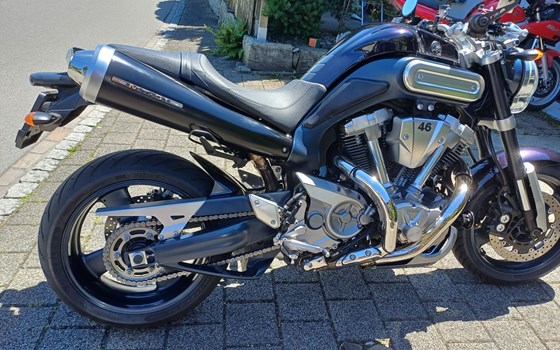 Motorrad Occasion Yamaha MT-01 - Bild 2