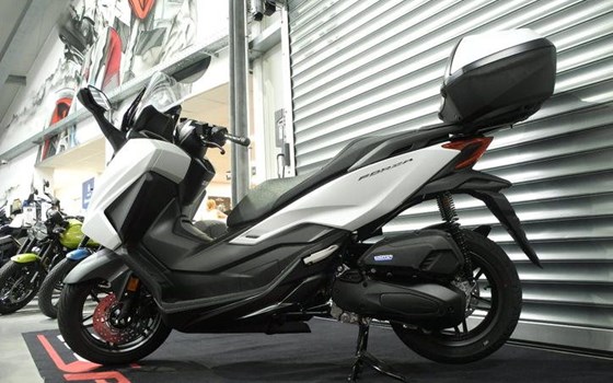 Neufahrzeug Honda Forza 125 - Bild 7