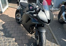 Neumotorrad Honda CBR600RR