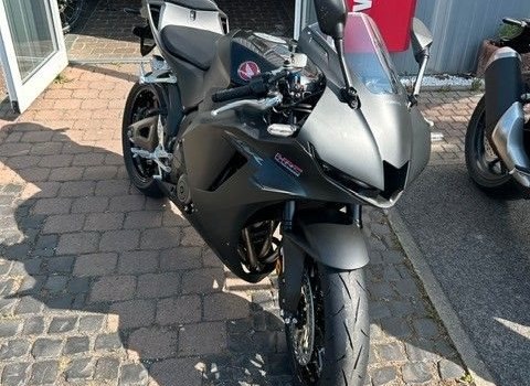 Gebrauchtmotorrad Honda CBR600RR - Bild 1