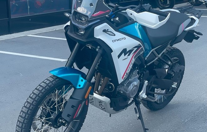 CFMOTO 650MT