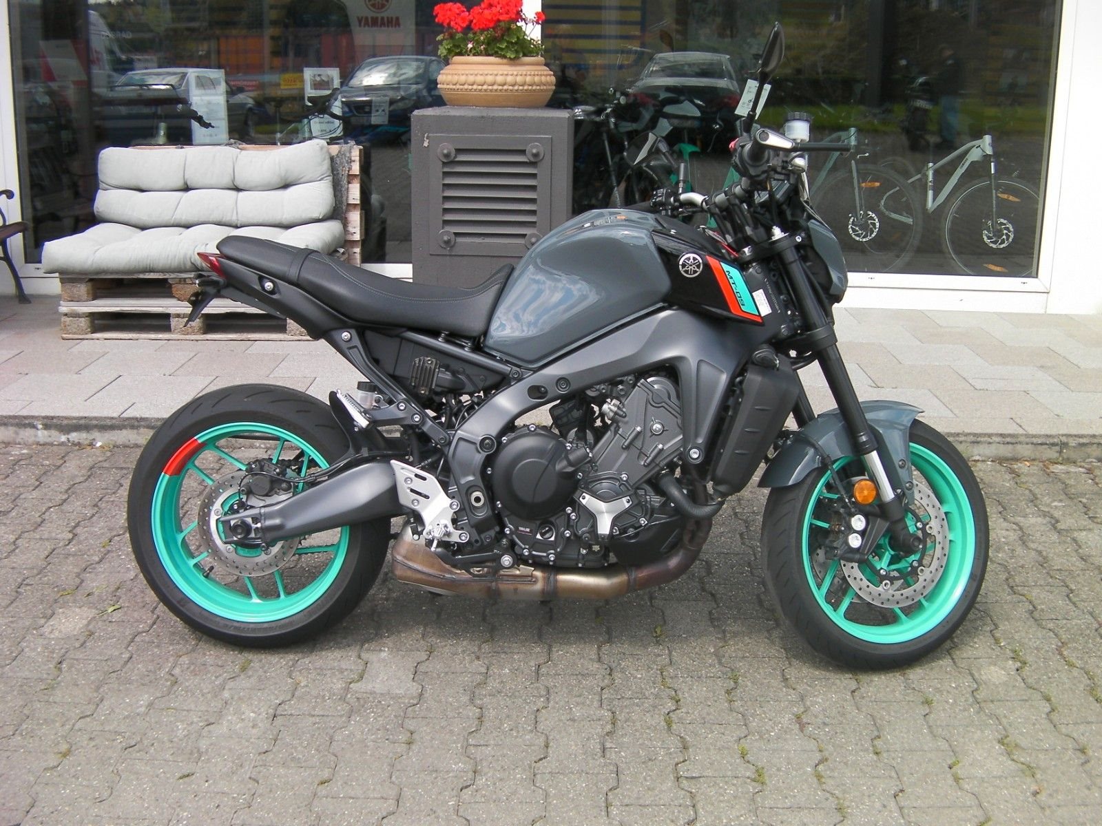 Yamaha MT-09 