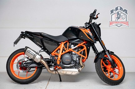 KTM 690 Duke R