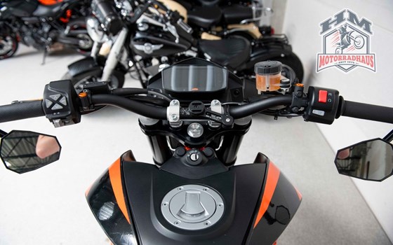 Gebrauchtmotorrad KTM 690 Duke R - Bild 8
