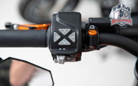 Gebrauchtmotorrad KTM 690 Duke R - Bild 9