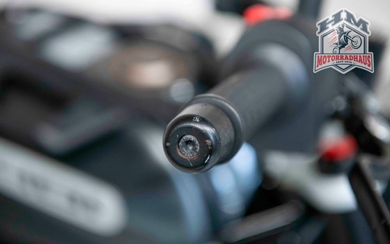 Gebrauchtmotorrad Husqvarna Svartpilen 401 - Bild 11