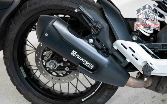 Gebrauchtmotorrad Husqvarna Svartpilen 401 - Bild 8